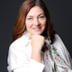 Meet your Posher, Caroline